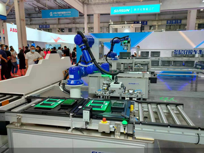 2021世界機器人大會 從仿生魚到機械臂的科技盛宴